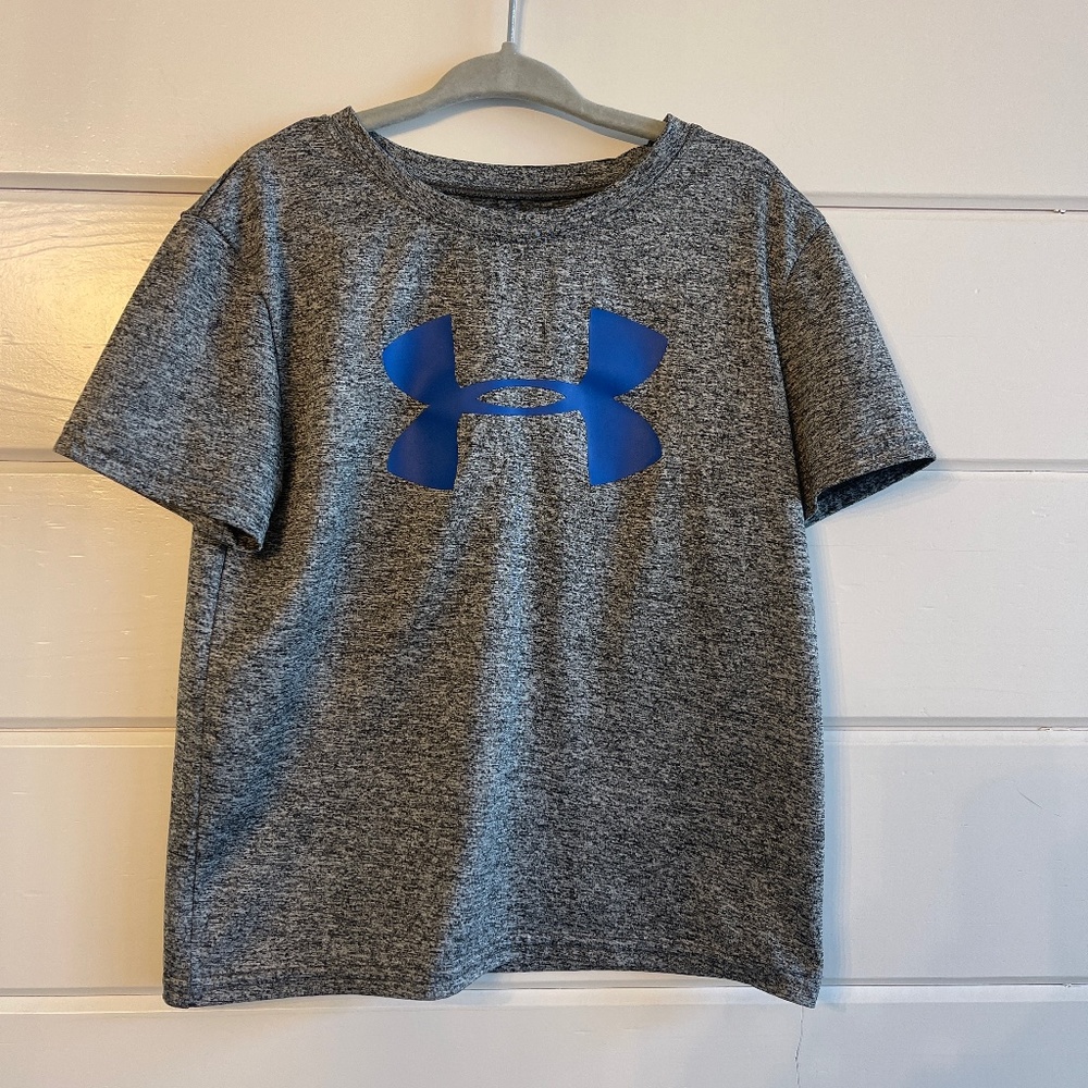 Boys Under Armour shirt